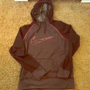 Women’s Nike sweatshirt
